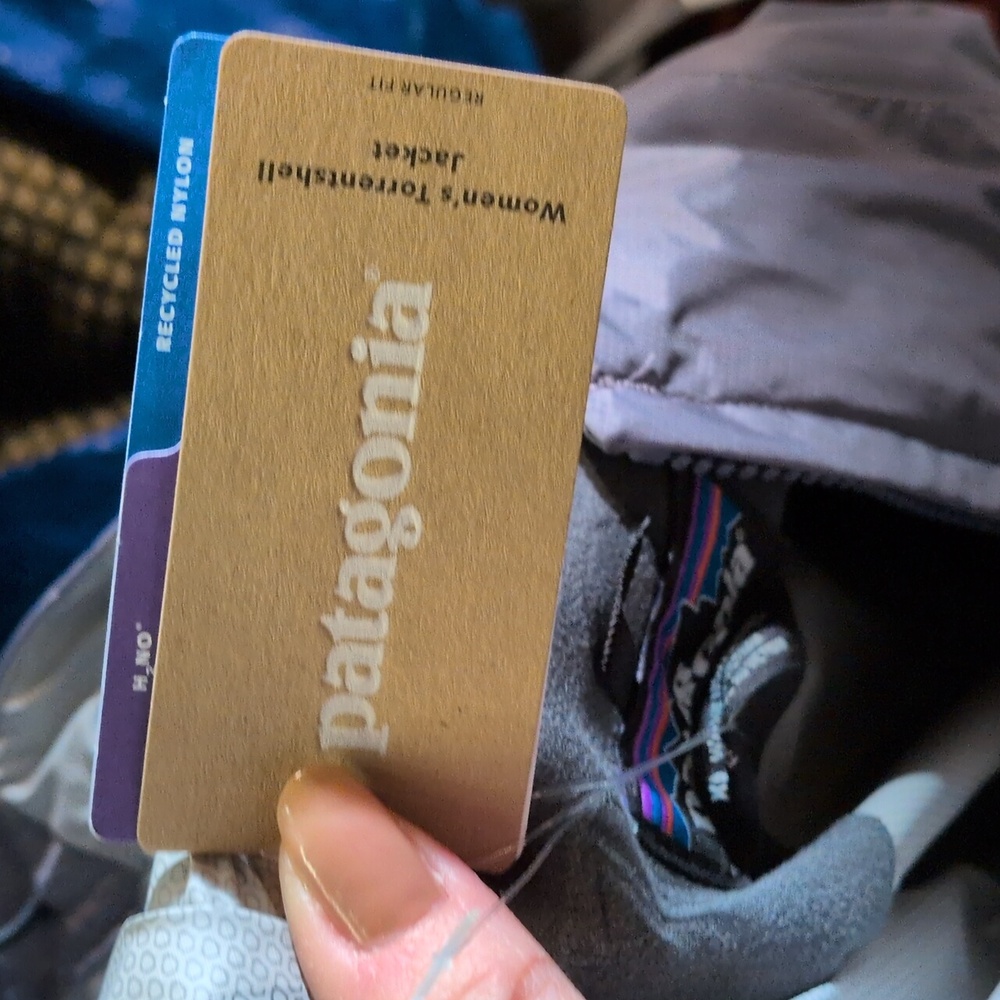 NEW Patagonia Torrentshell Rain Jacket Size XL Smokey Violet H2No Shell - Picture 8 of 8